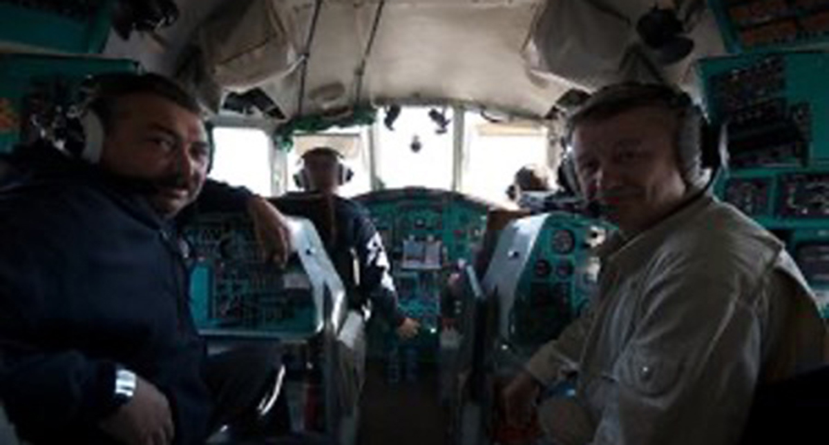 Amoure Kleu,From the wrong side of the tracks, Andre Els, Private Security Contractor, Kandahar Afghanistan, Kandahar Airfield, NATO base, Mi26T helicopter, military aviation Afghanistan, Dutch military operations, ISAF, Kandahar airport, heavy lift helicopter, Afghanistan war logistics,